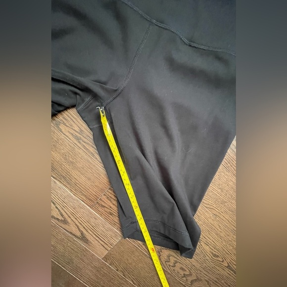 Athletic works size large - Picture 4 of 4